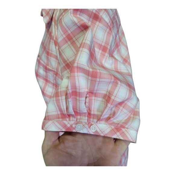 L.L. Bean button up - Picture 4 of 13